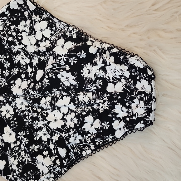 Avec Les Filles Floral One-piece Swimsuit, Size L - Picture 11 of 15